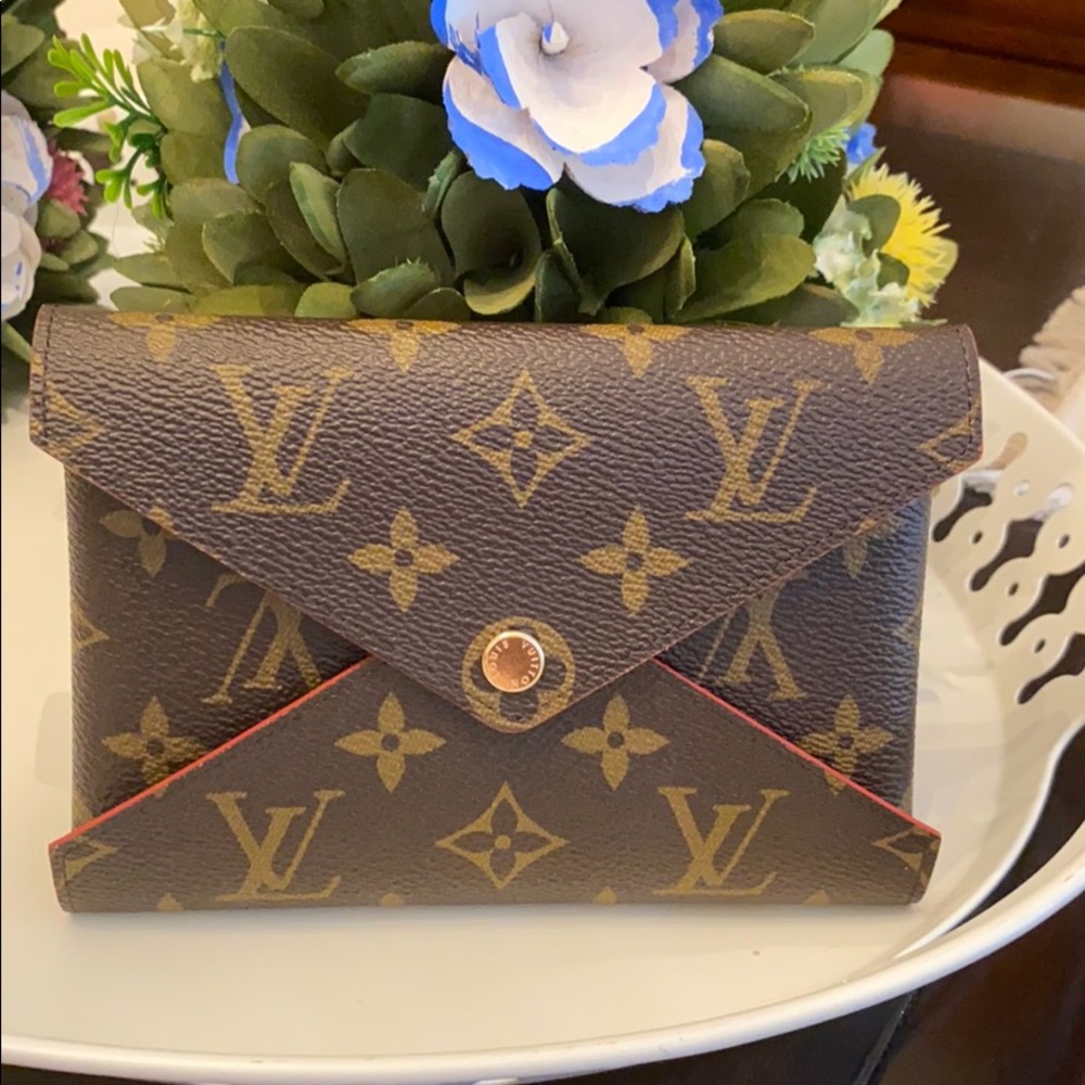 LV medium Kirigami pouch